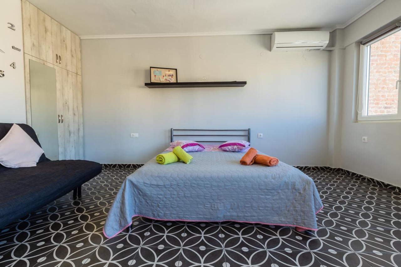Modiano Studio Ι By Socrates Junior Houses Apartment Thessaloniki Exterior photo